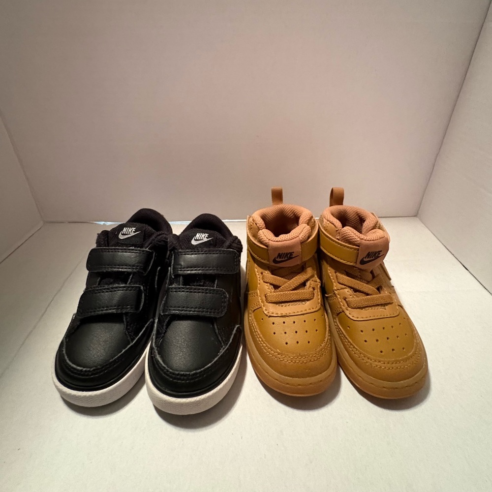 Nike Kids sneakers $20/both